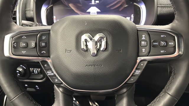 Used 2025 RAM 1500 Laramie AWD/4WD image 16