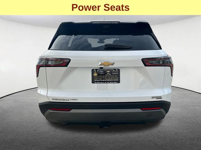 Used 2025 Chevrolet Equinox LT w/ Safety and Technology Package image 12