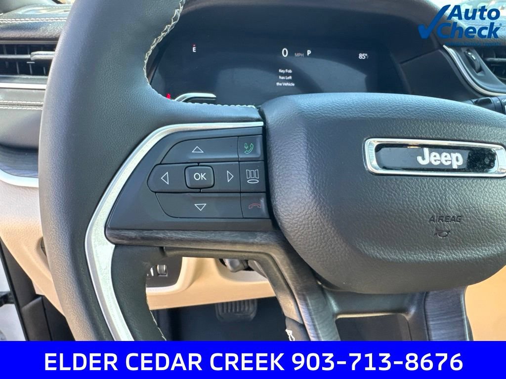 Used 2024 Jeep Grand Cherokee Limited w/ Luxury Tech Group II AWD/4WD image 16