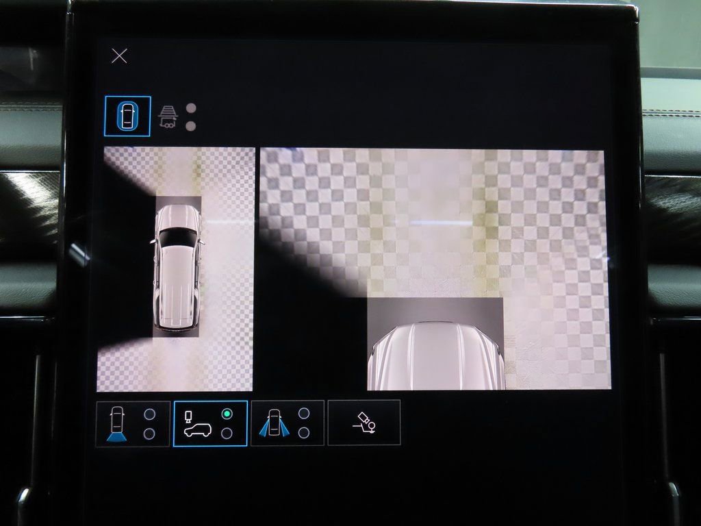 Used 2025 GMC Yukon XL AT4 w/ AT4 Premium Package image 16
