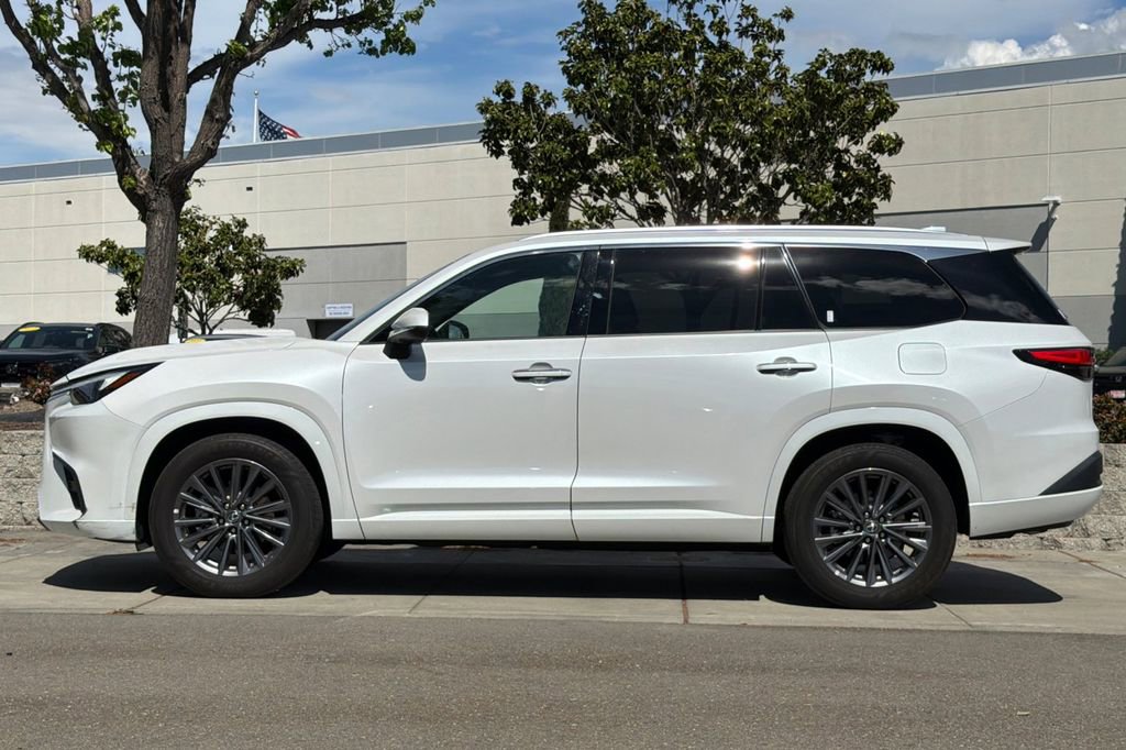 Used 2024 Lexus TX 350 FWD w/ Cold Weather Package image 7