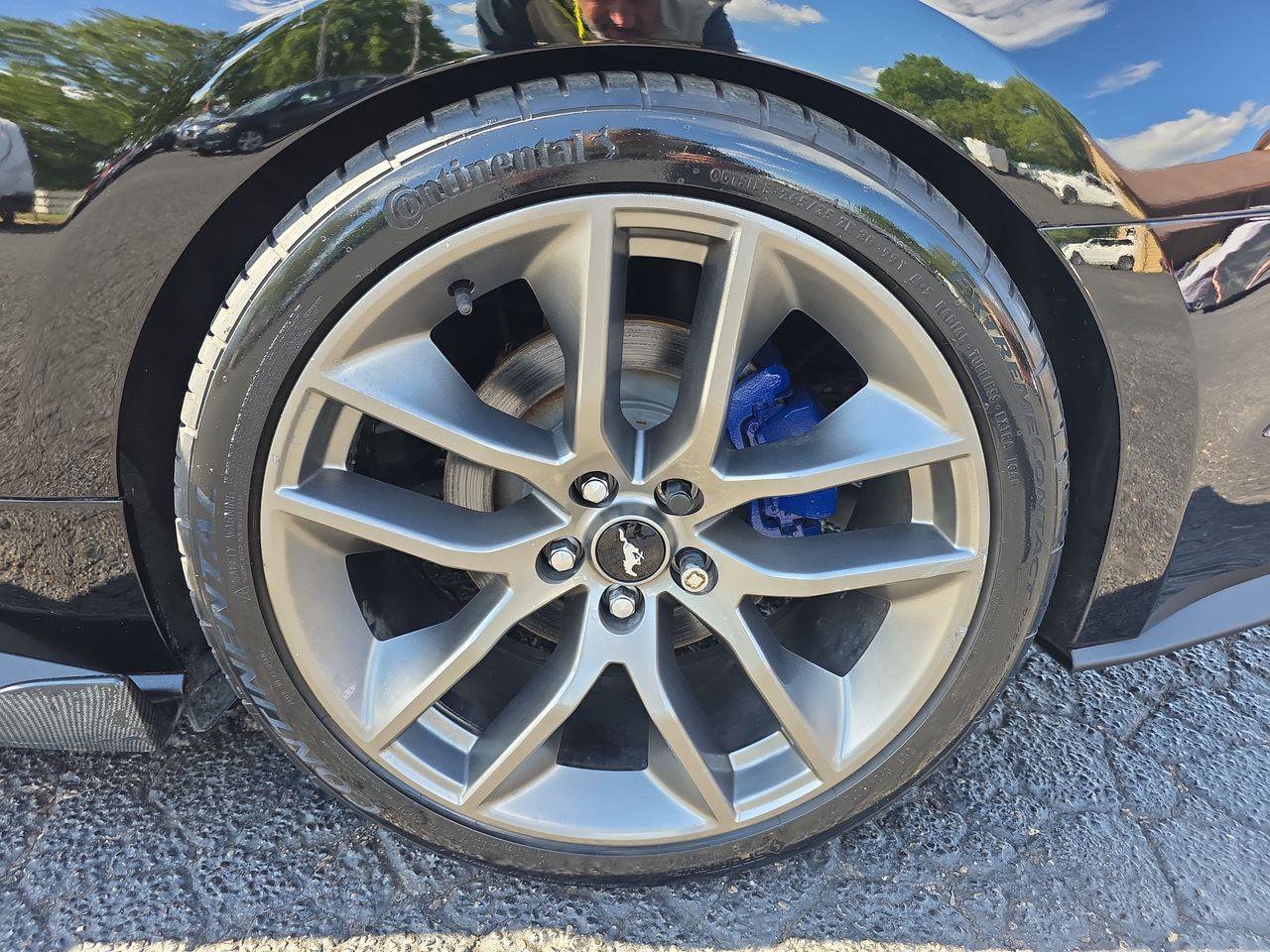 Used 2015 Ford Mustang GT Premium w/ Equipment Group 401A RWD image 31