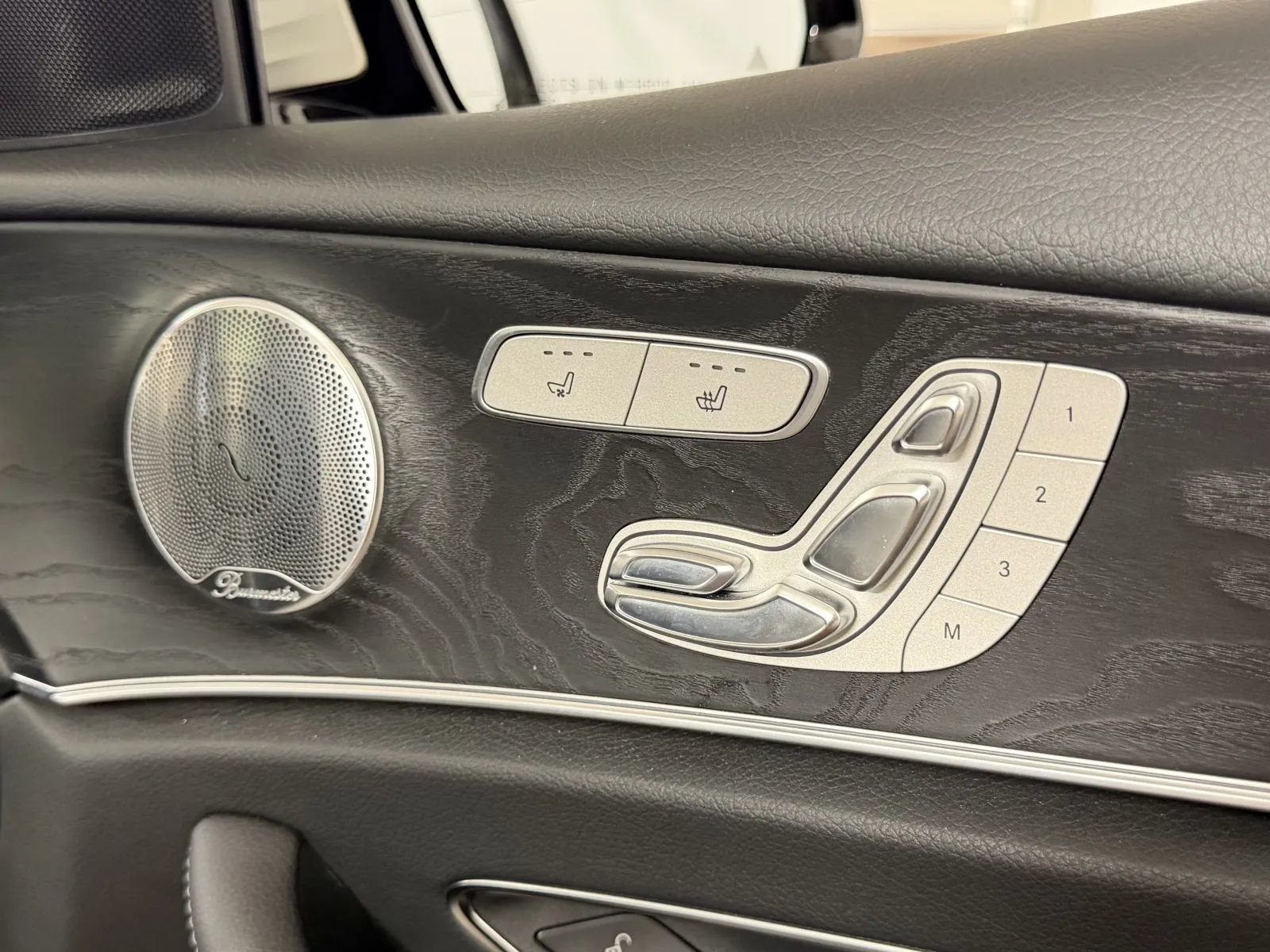 Used 2018 Mercedes-Benz E 300 4MATIC image 42