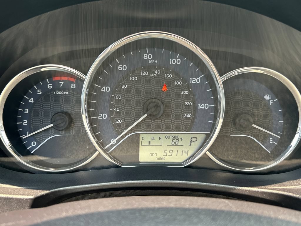 Used 2015 Toyota Corolla LE FWD image 9