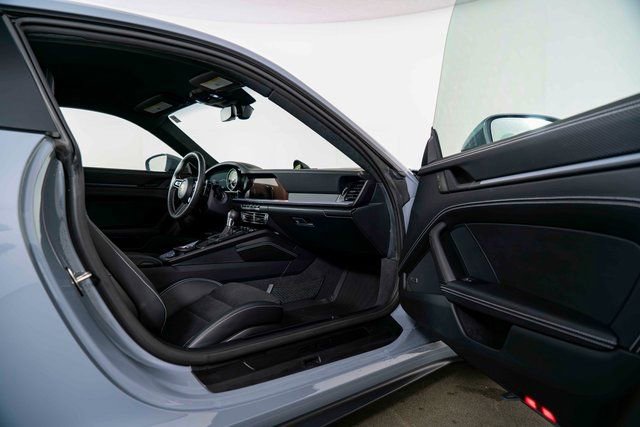 Used 2024 Porsche 911 GT3 w/ Chrono Package image 28