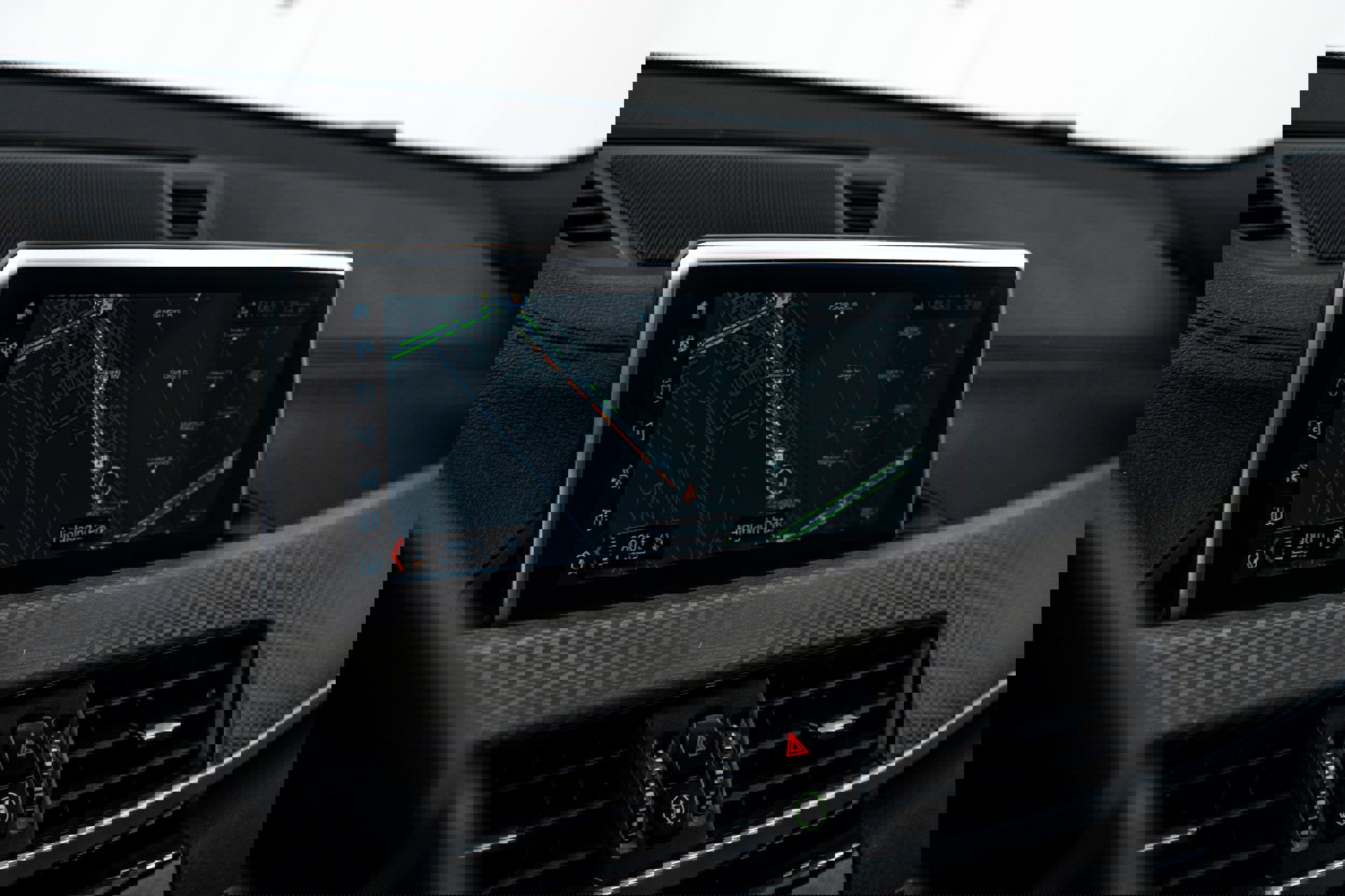 Used 2020 BMW X2 M35i w/ Premium Package image 11