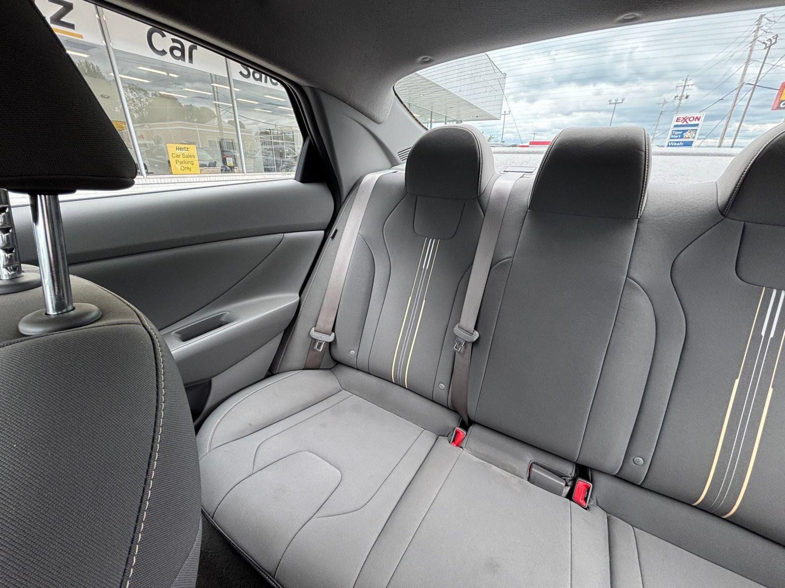 Used 2026 Hyundai Elantra Sport FWD image 38