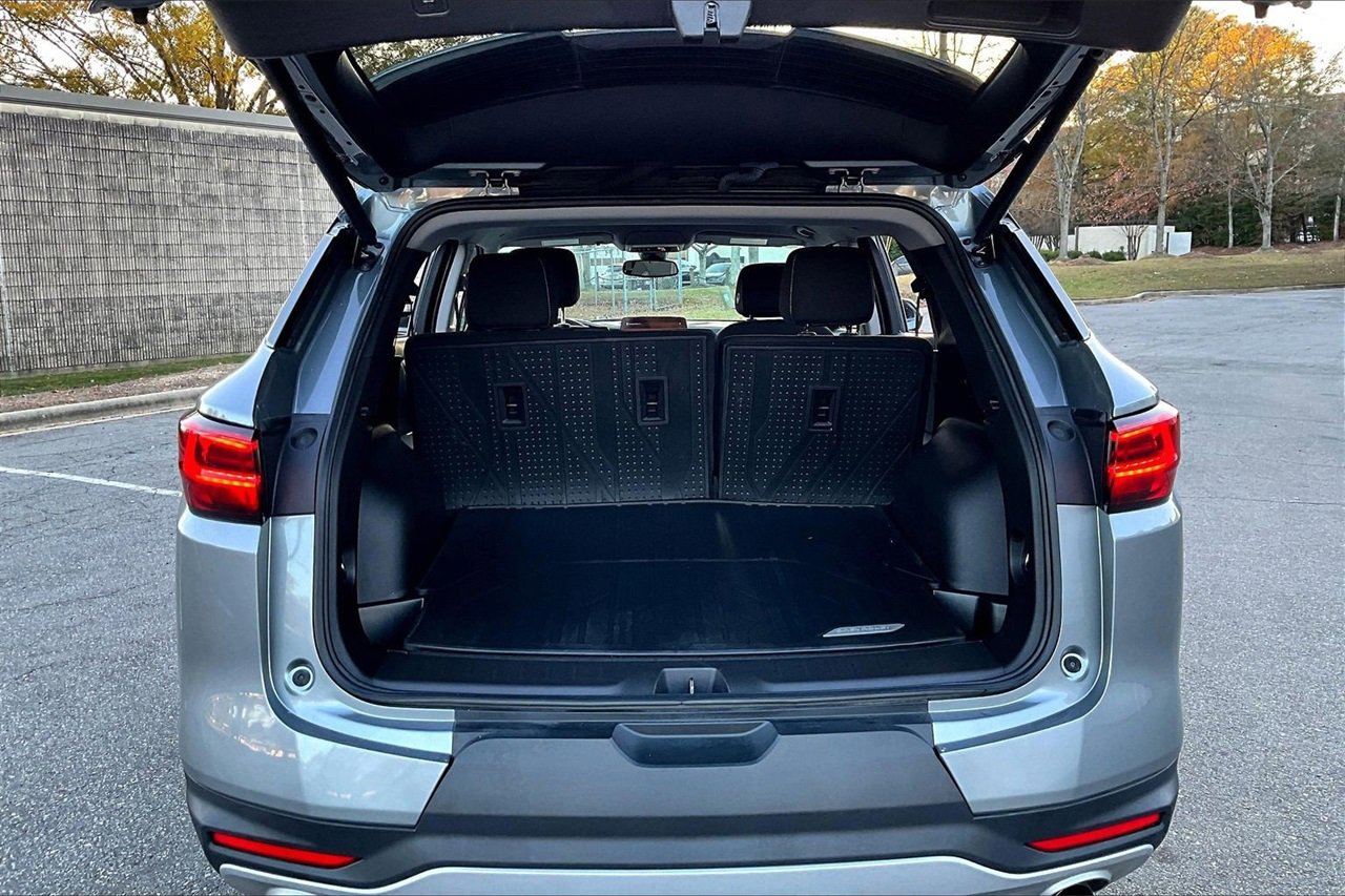 Used 2024 Chevrolet Blazer LT w/ Convenience Package image 23