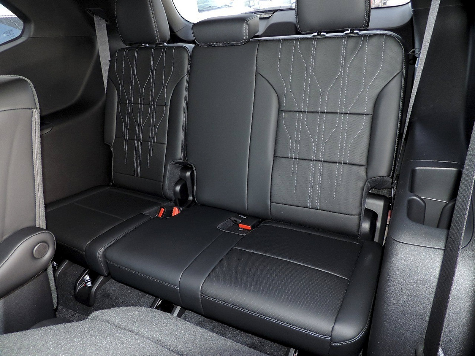 New 2026 Buick Enclave Avenir w/ Super Cruise Package image 18