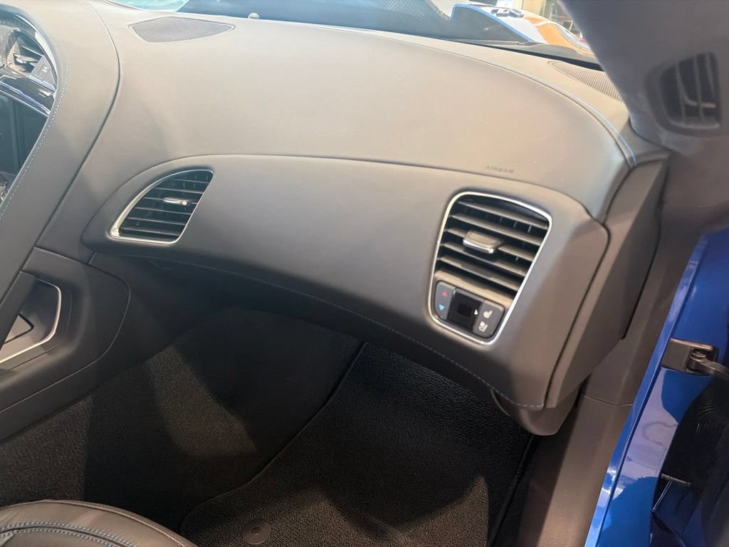 Used 2019 Chevrolet Corvette ZR1 RWD image 28