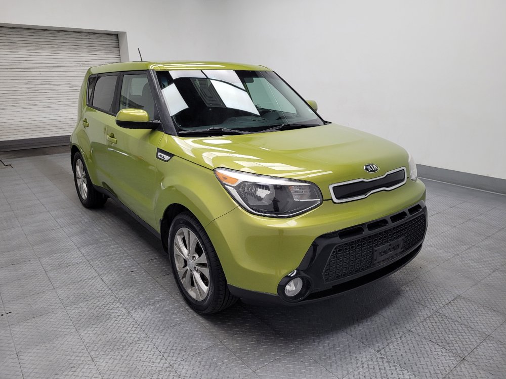 Used 2016 Kia Soul + FWD image 13