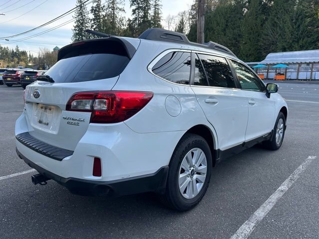 Used 2017 Subaru Outback 2.5i Premium image 5
