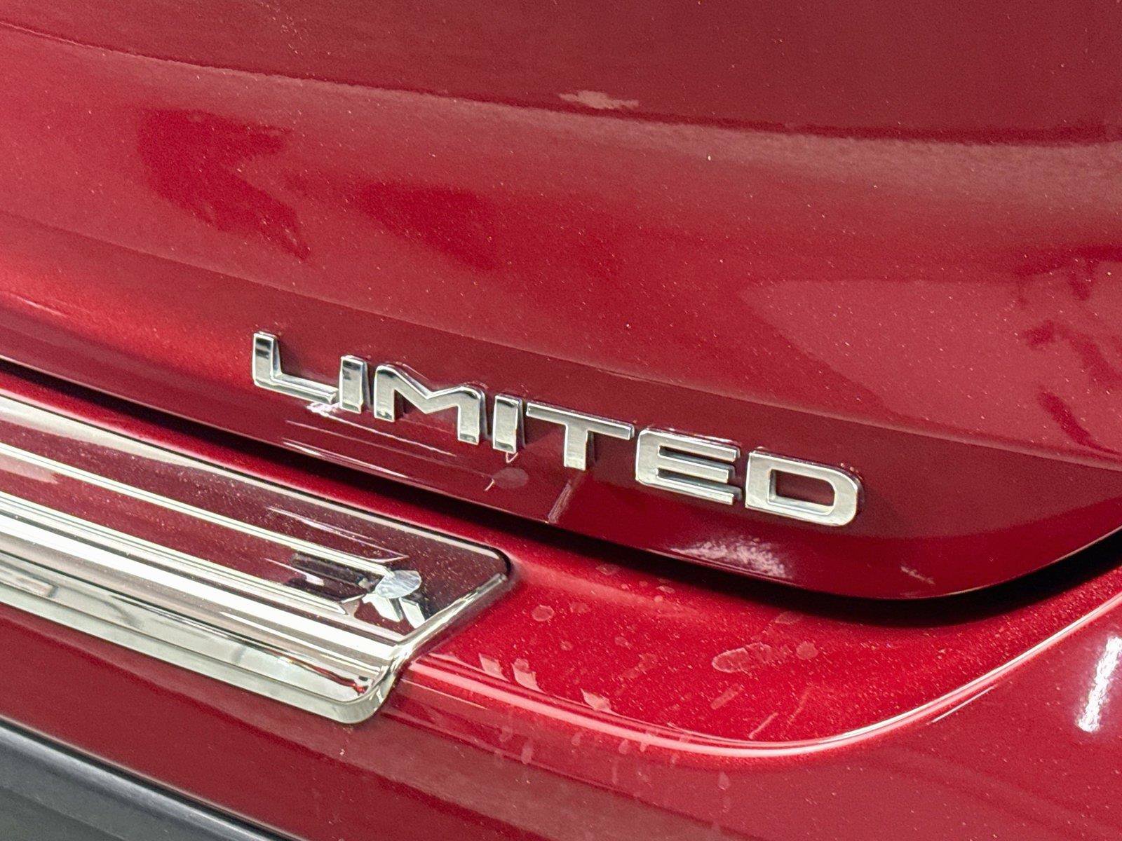 Certified 2021 Toyota Highlander Limited FWD image 15