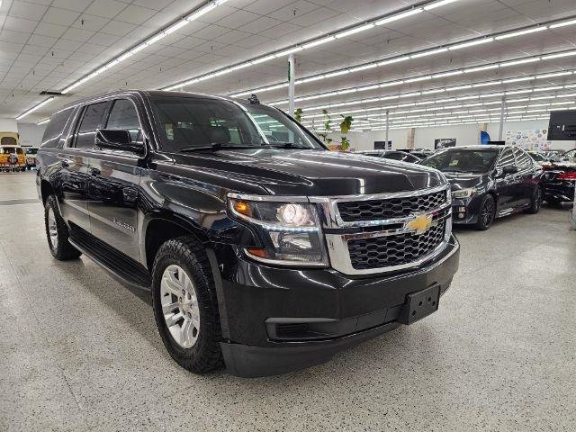 Used 2018 Chevrolet Suburban LT AWD/4WD image 3