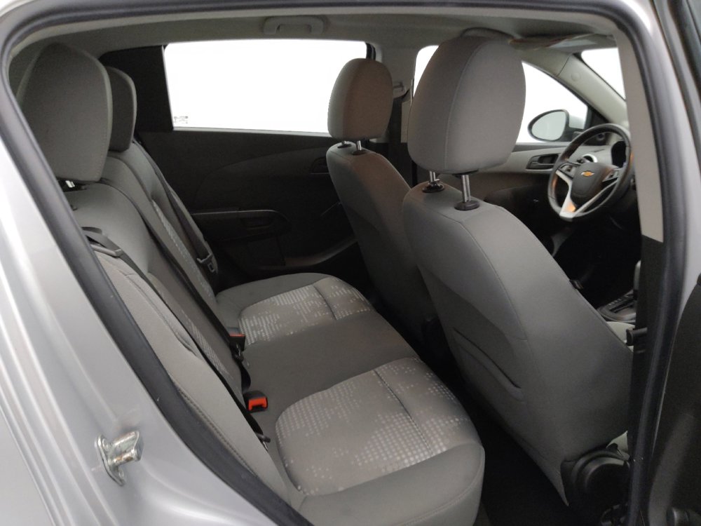 Used 2020 Chevrolet Sonic LT image 19