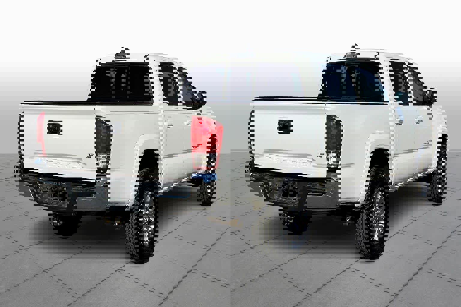 Used 2017 Toyota Tacoma SR5 image 12