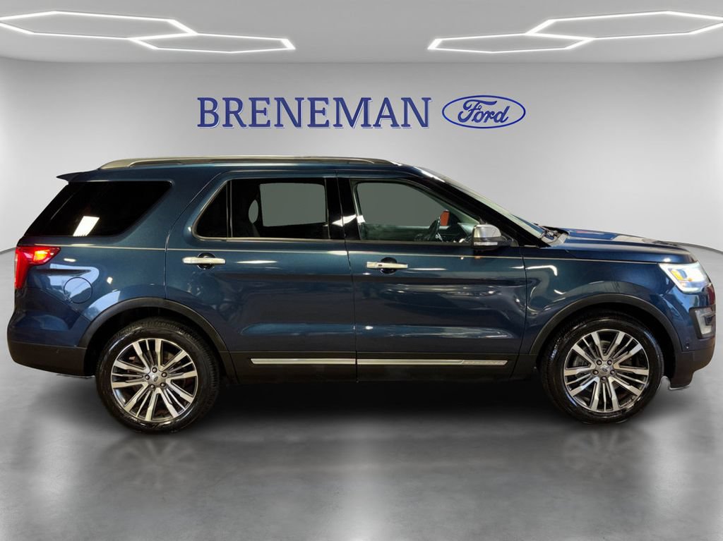 Used 2017 Ford Explorer Platinum AWD/4WD image 5