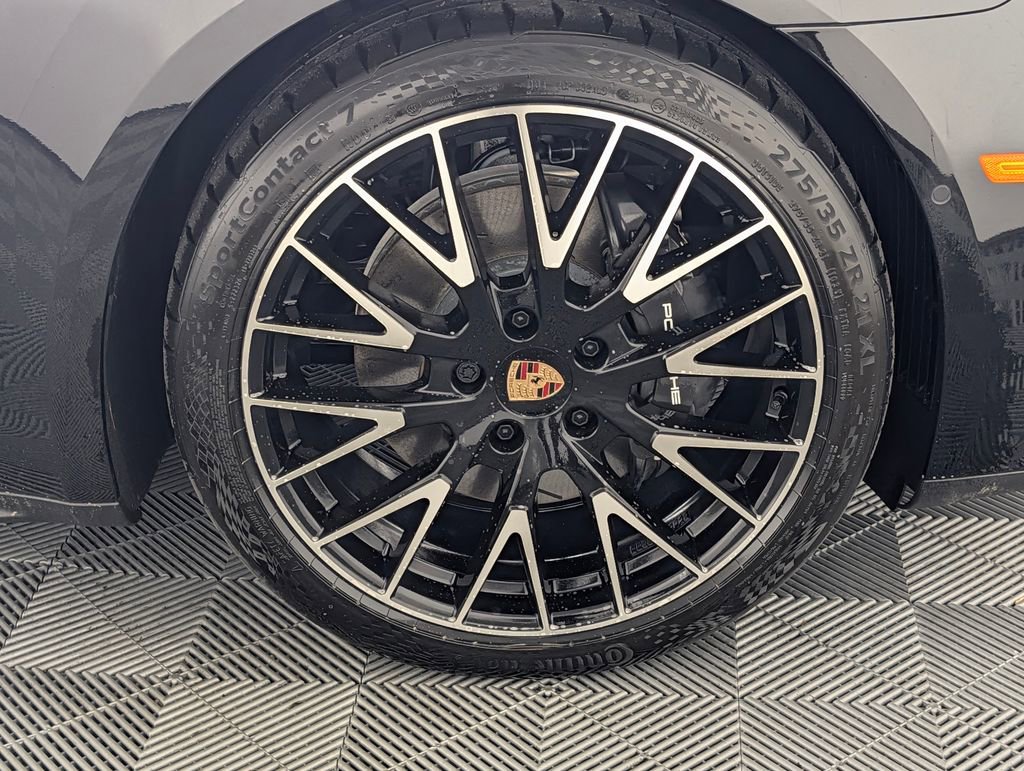 New 2026 Porsche Panamera image 14