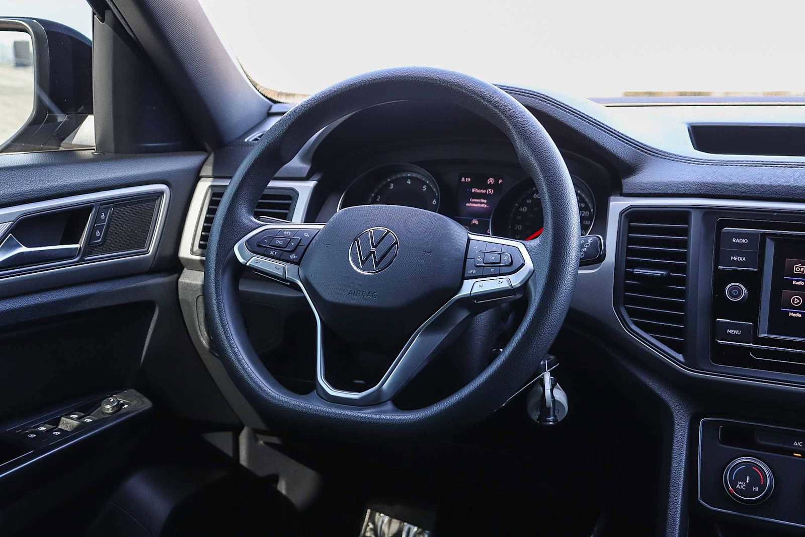 Used 2020 Volkswagen Atlas Cross Sport S FWD image 21
