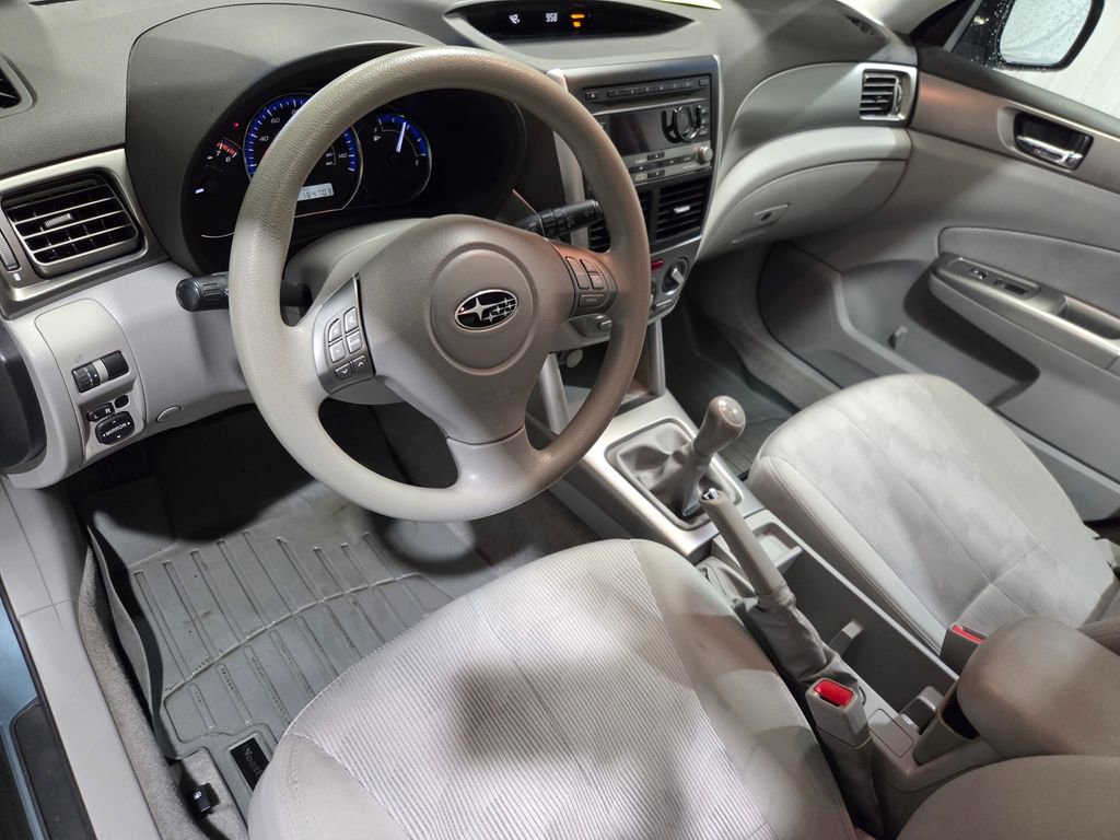 Used 2010 Subaru Forester 2.5X Premium image 3