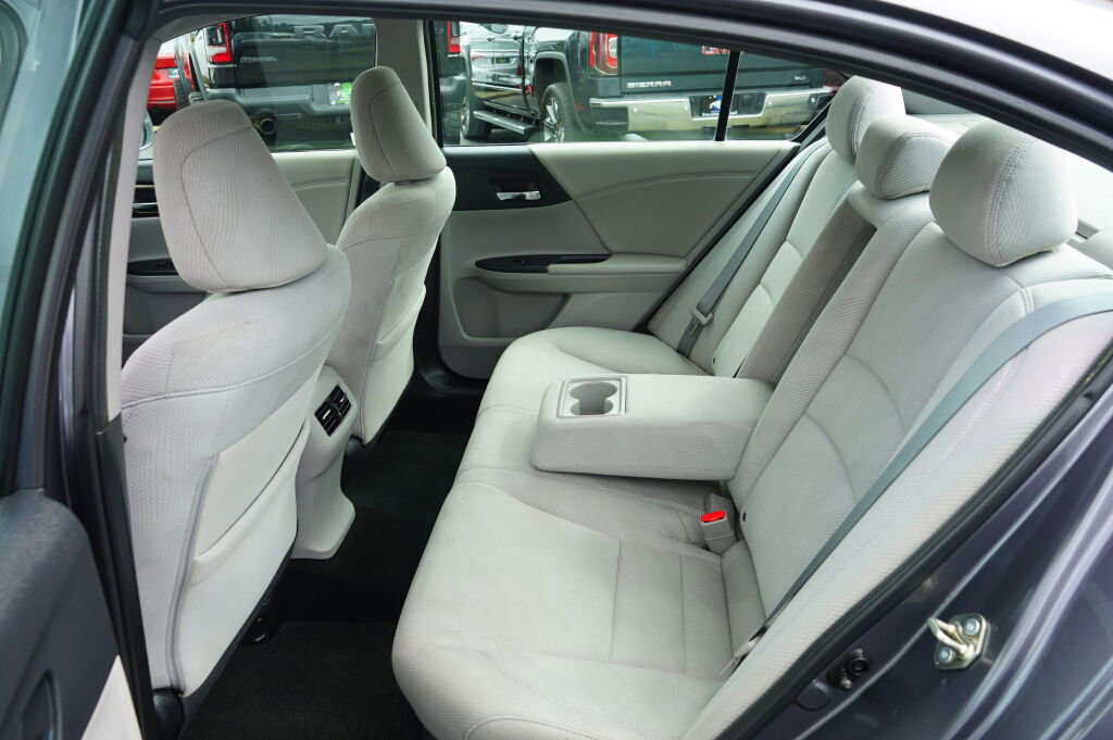 Used 2016 Honda Accord EX image 13