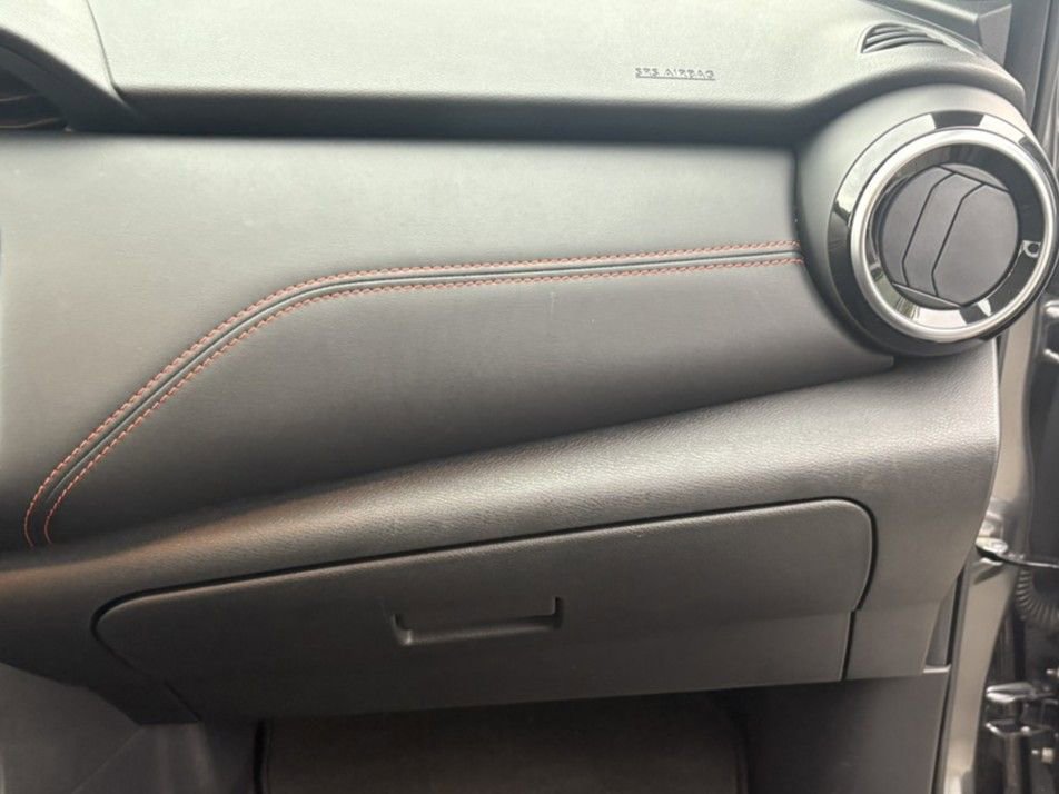 Certified 2023 Nissan Kicks SR image 32