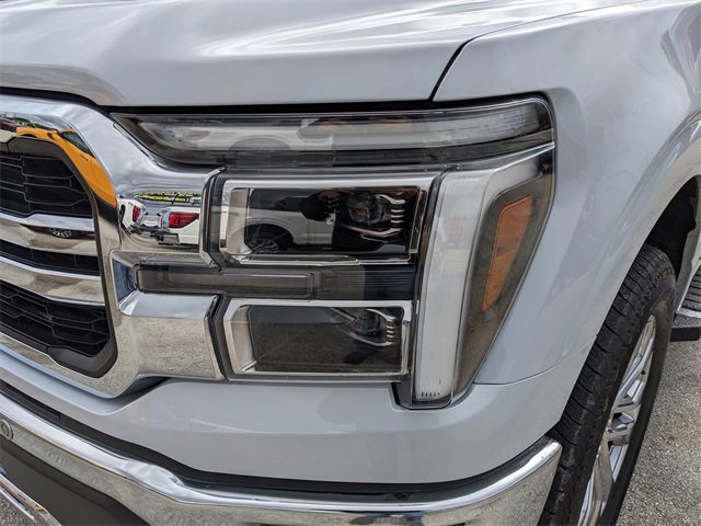 Used 2025 Ford F150 Lariat w/ Equipment Group 501A Mid image 9