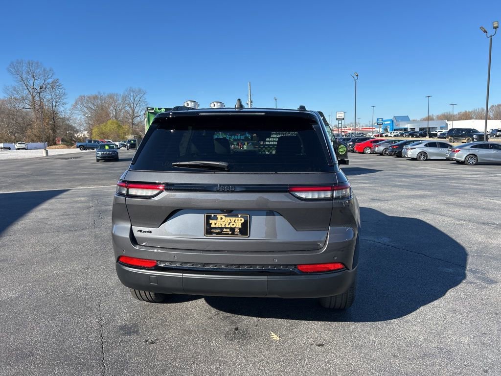 New 2025 Jeep Grand Cherokee Limited image 5