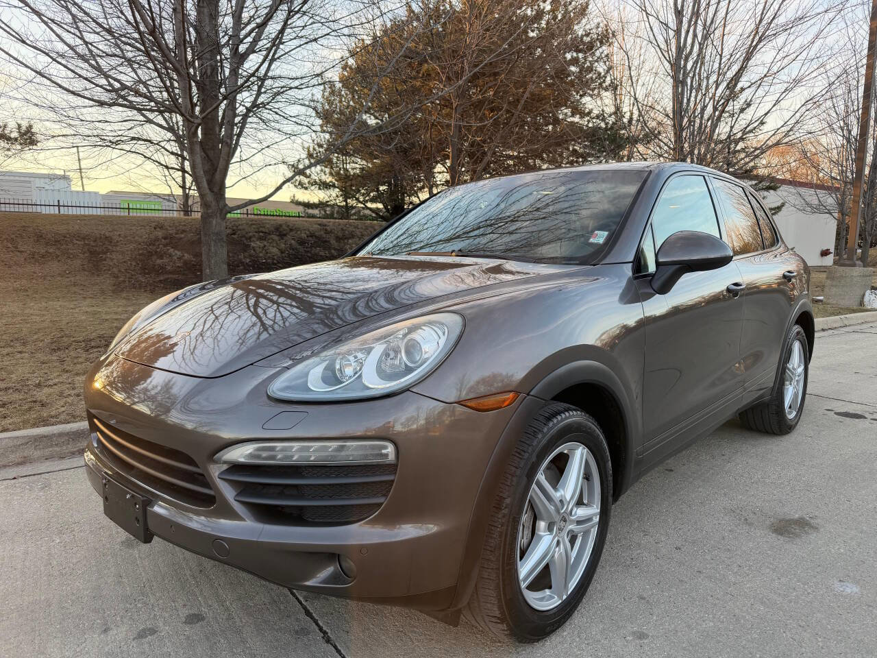 Used 2011 Porsche Cayenne S AWD/4WD image 3