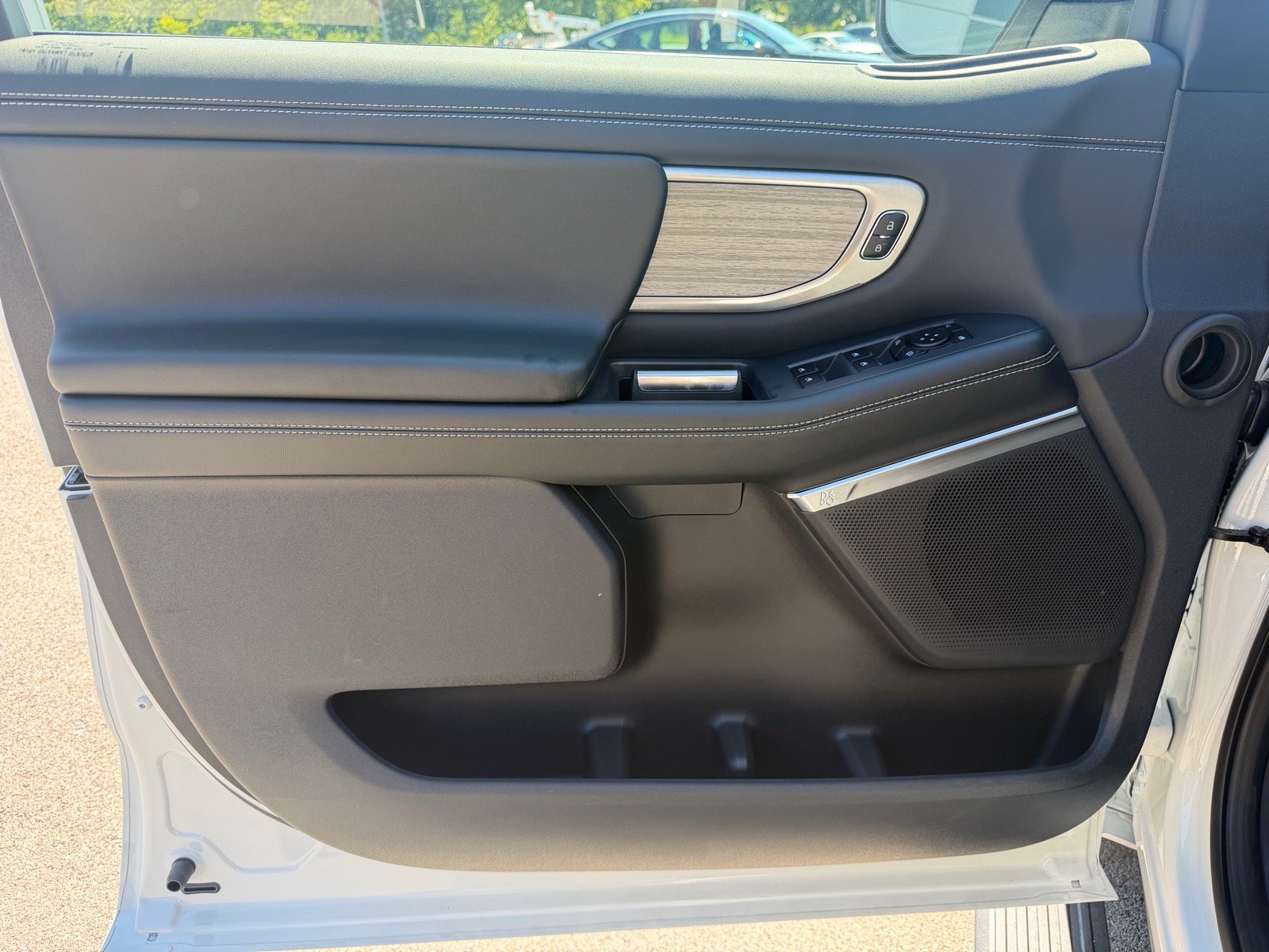 New 2027 Ford Expedition Max Platinum AWD/4WD image 24