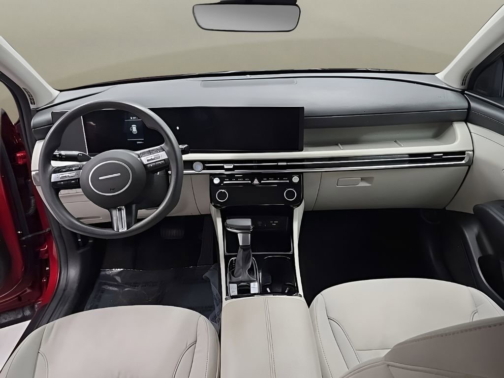 Used 2025 Hyundai Tucson SEL FWD image 20