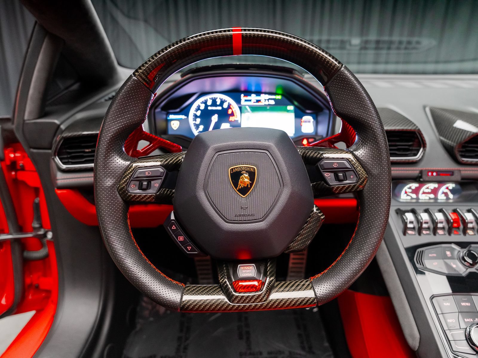 Used 2017 Lamborghini Huracan LP 610-4 AWD/4WD image 50