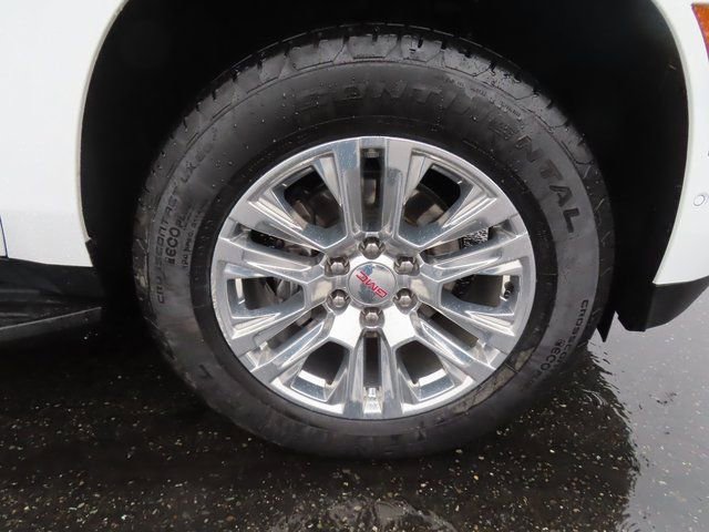 Certified 2025 GMC Yukon XL Denali image 9