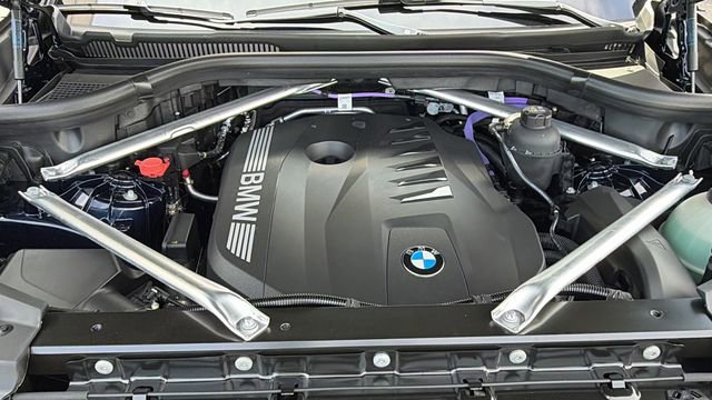 New 2026 BMW X5 xDrive40i w/ Premium Package image 10