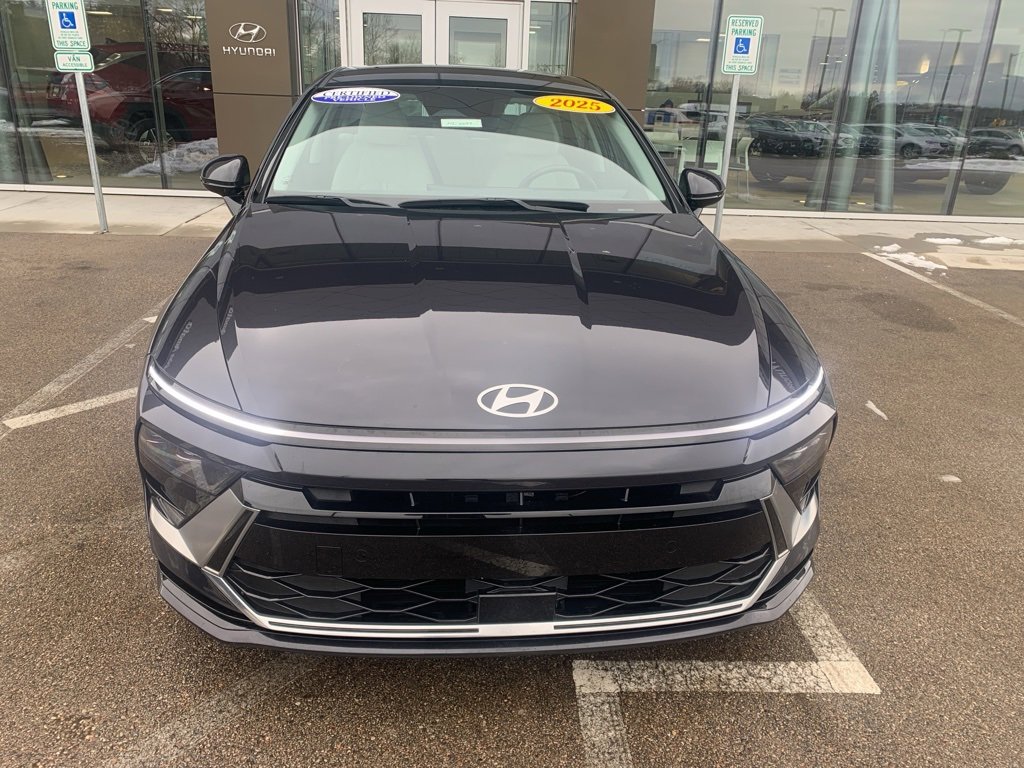 Certified 2025 Hyundai Sonata SEL image 8
