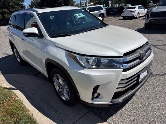 Used 2019 Toyota Highlander Limited AWD/4WD image 5