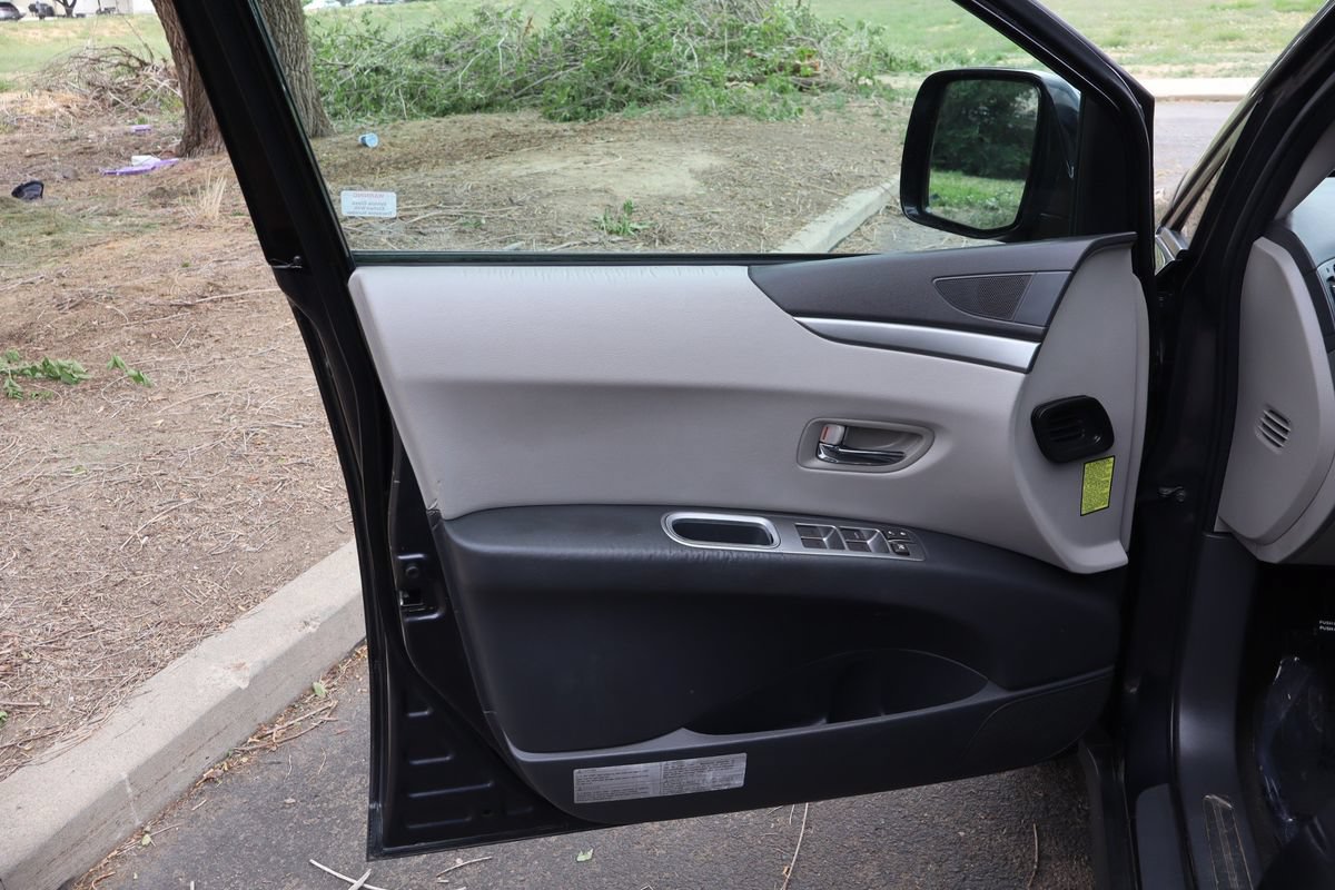 Used 2009 Subaru Tribeca Limited AWD/4WD image 25