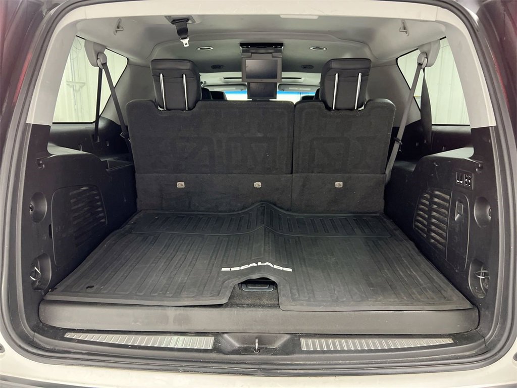 Used 2019 Cadillac Escalade ESV Premium Luxury image 25