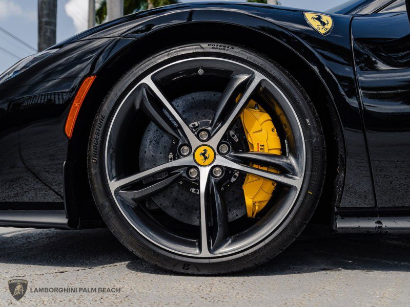 Used 2023 Ferrari 296 GTB RWD image 31