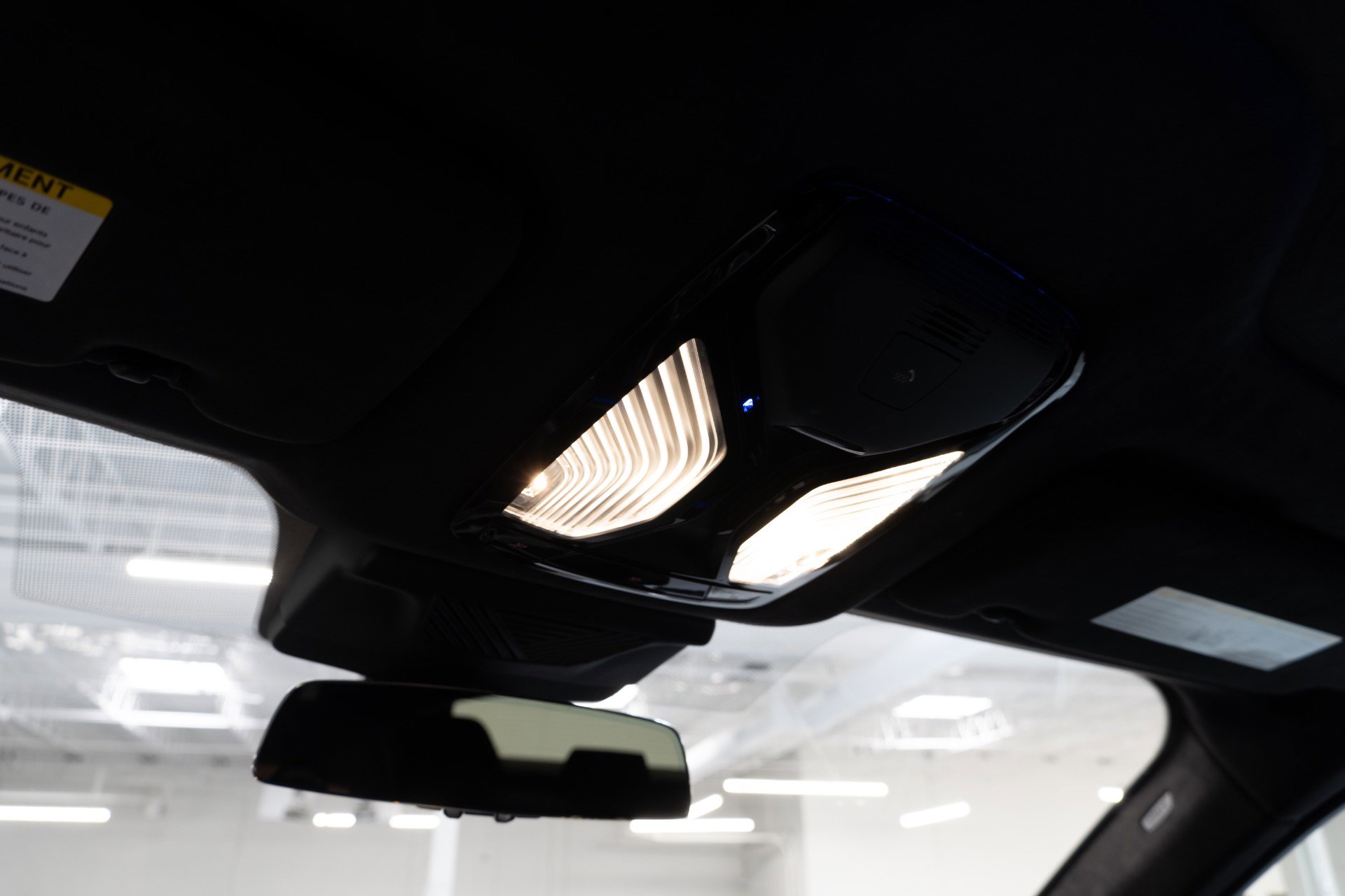 Used 2023 BMW XM image 32