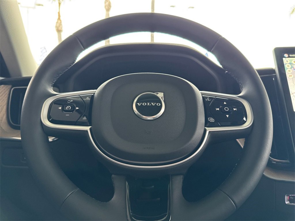 New 2026 Volvo XC60 T8 Plus image 23