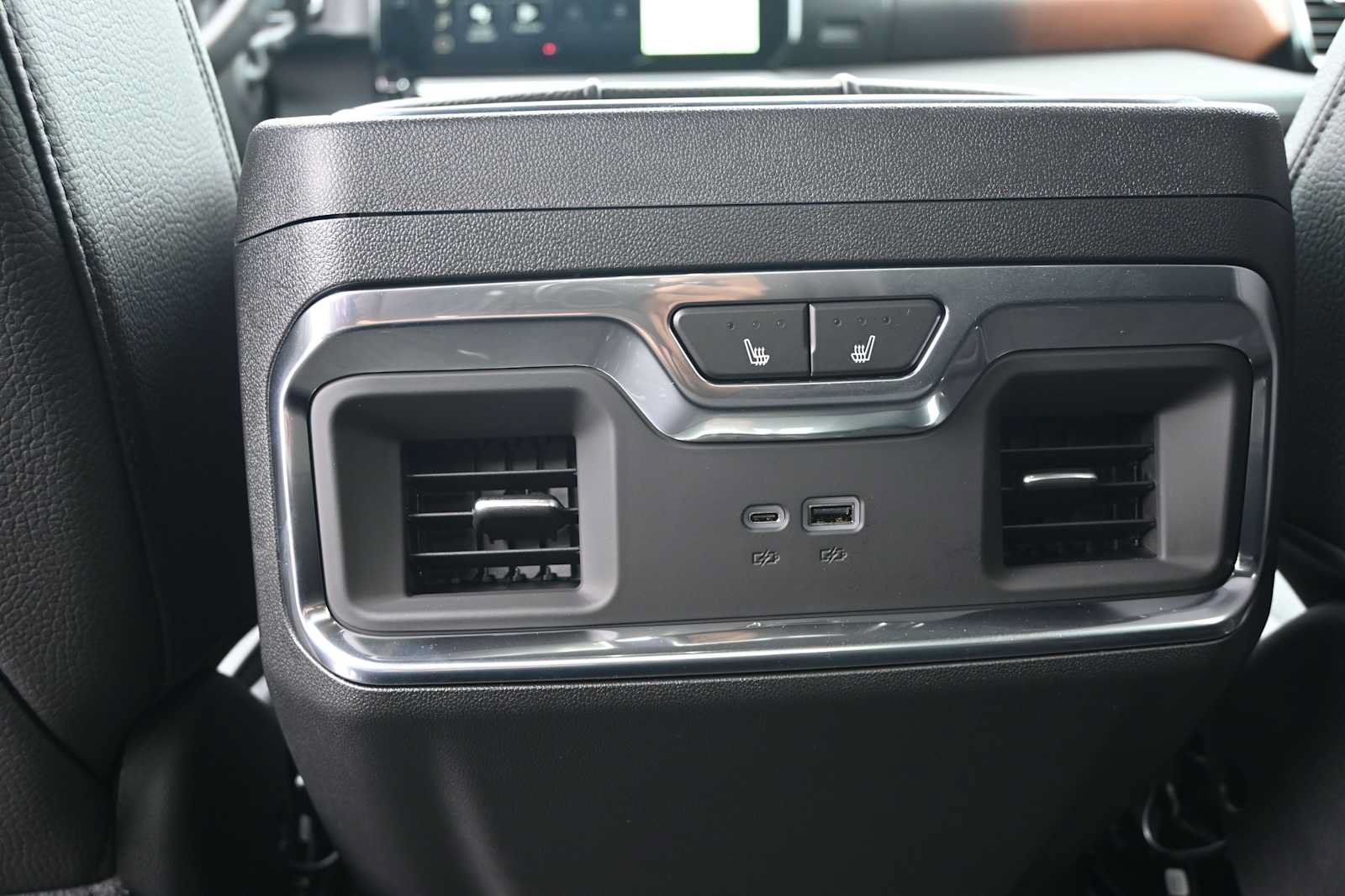 New 2026 GMC Sierra 3500 Denali w/ Technology Package AWD/4WD image 30
