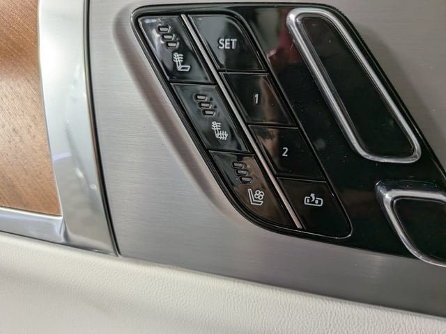 New 2027 Cadillac Vistiq Luxury w/ LPO, Floor Liner Package AWD/4WD image 12