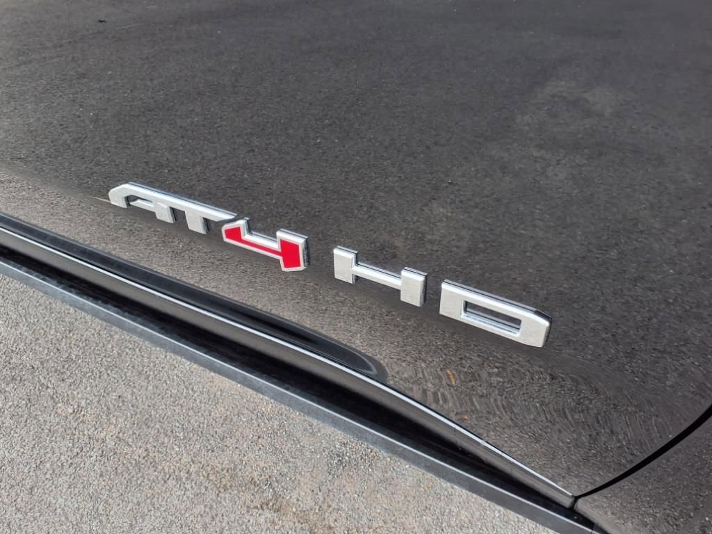 New 2025 GMC Sierra 2500 AT4 w/ AT4 Premium Plus Package image 11