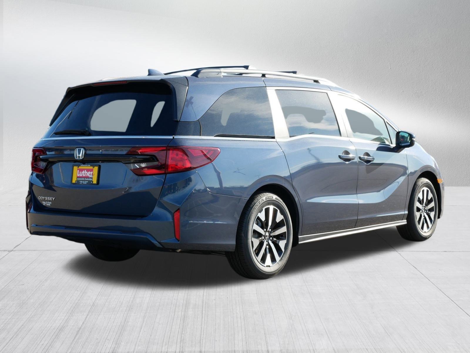 New 2026 Honda Odyssey EX-L image 4