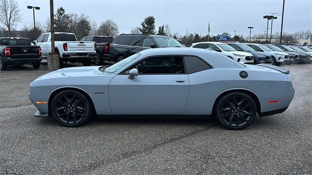 Used 2020 Dodge Challenger R/T w/ Plus Package image 3