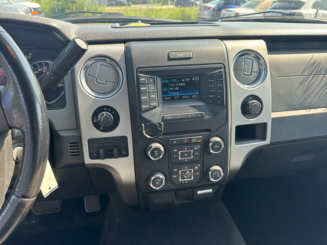 Used 2014 Ford F150 XLT w/ Equipment Group 302A Luxury image 10