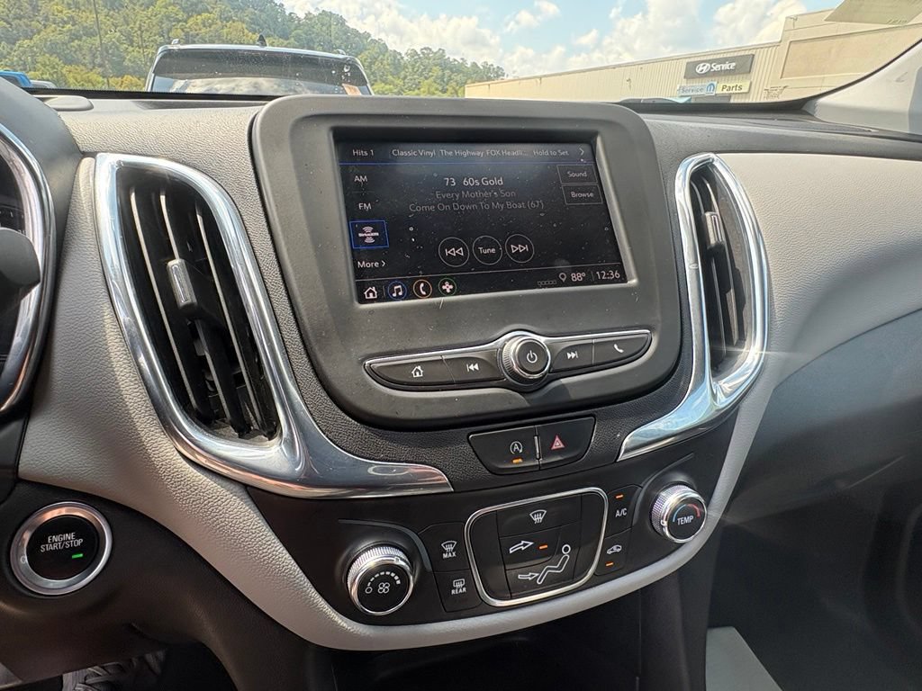 Used 2023 Chevrolet Equinox LT FWD image 24