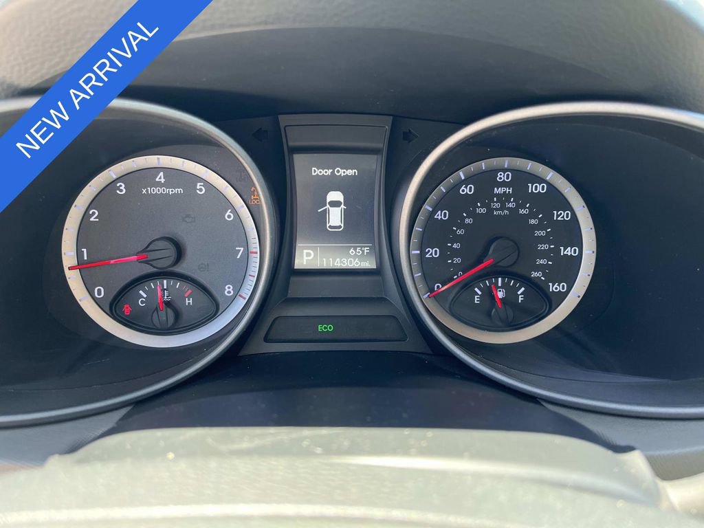 Used 2015 Hyundai Santa Fe Sport w/ Option Group 02 AWD/4WD image 28