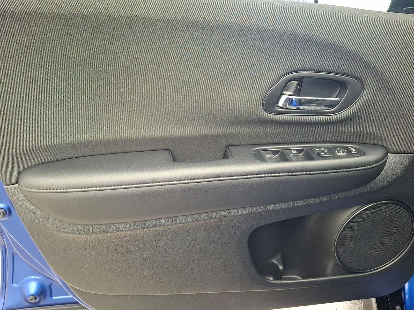 Used 2020 Honda HR-V Sport image 10